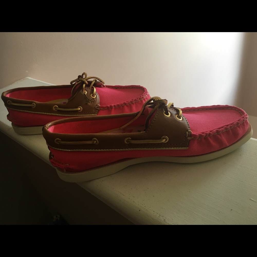 Like new Pink Sperry’s size 8 - Picture 3 of 4